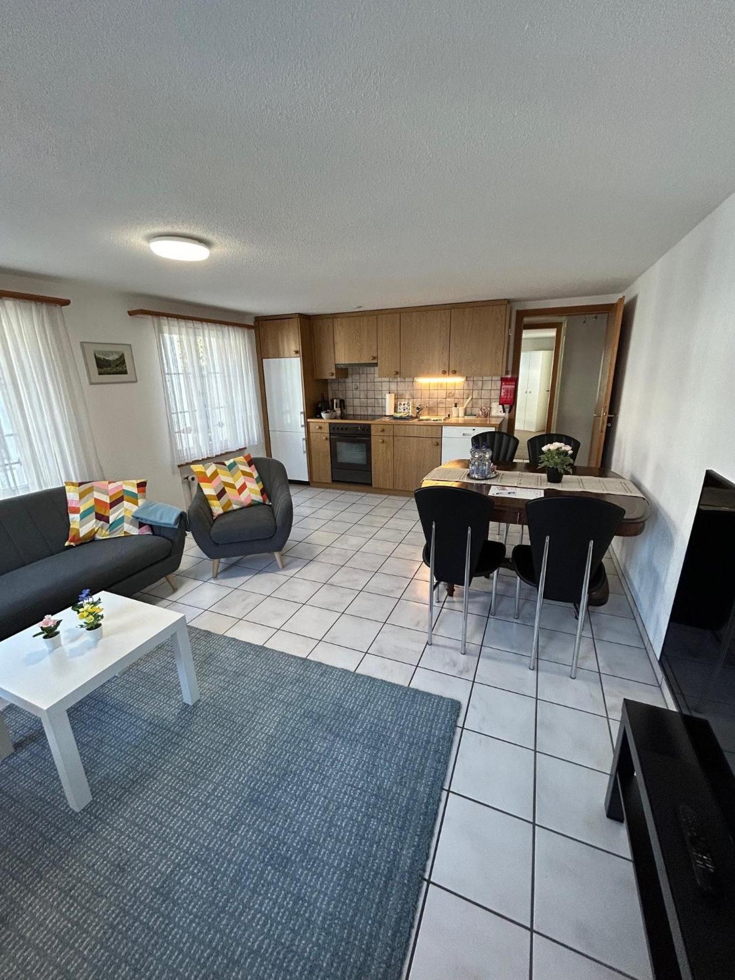 Hotel Adler Garni Bauma Стая снимка
