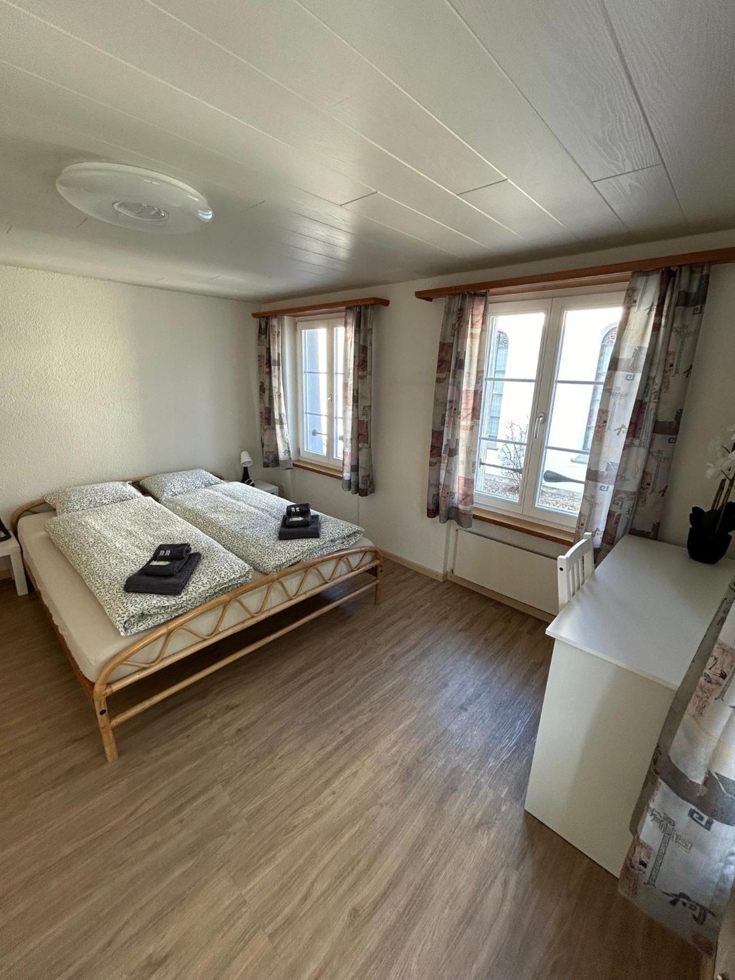 Hotel Adler Garni Bauma Стая снимка